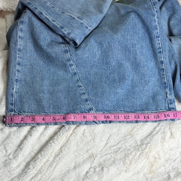 Free People
Equinox Cotton Wide Leg Jeans in Open Sky - Picture 11 of 13